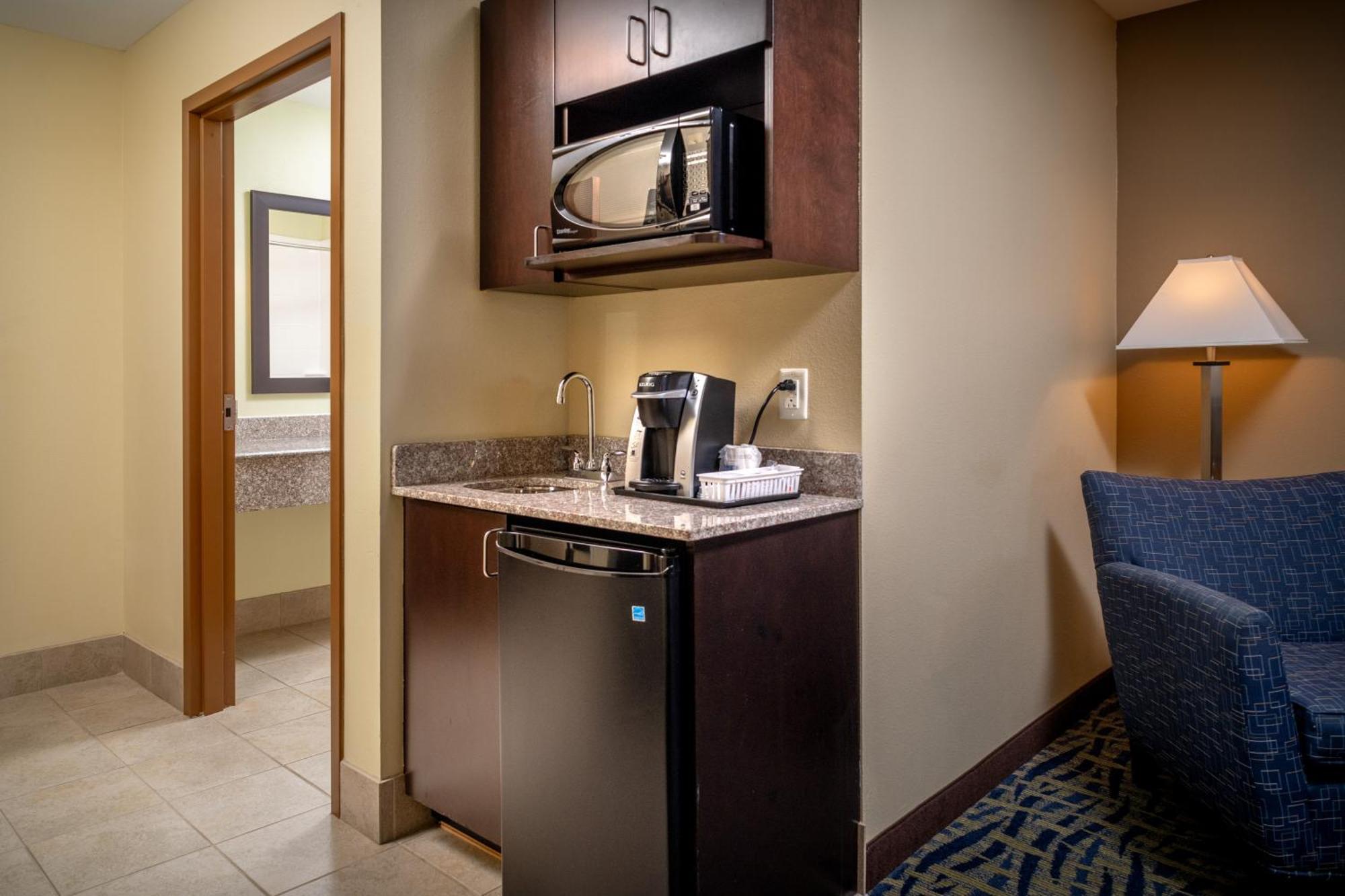 Holiday Inn Express & Suites Lebanon By Ihg Eksteriør billede