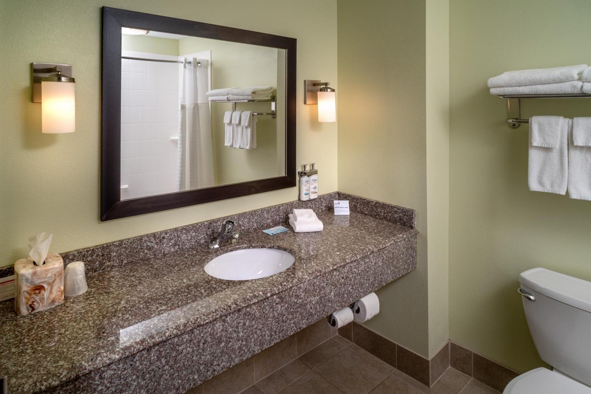 Holiday Inn Express & Suites Lebanon By Ihg Eksteriør billede