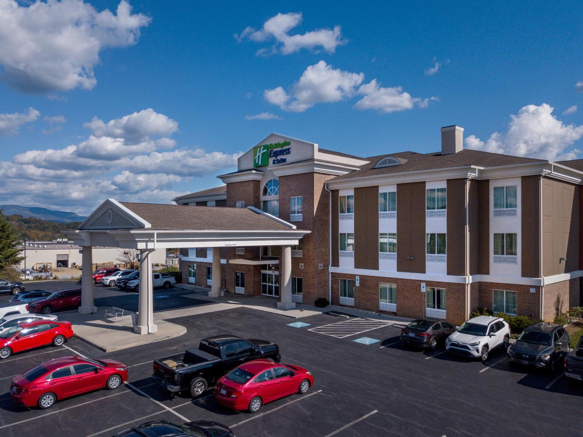 Holiday Inn Express & Suites Lebanon By Ihg Eksteriør billede
